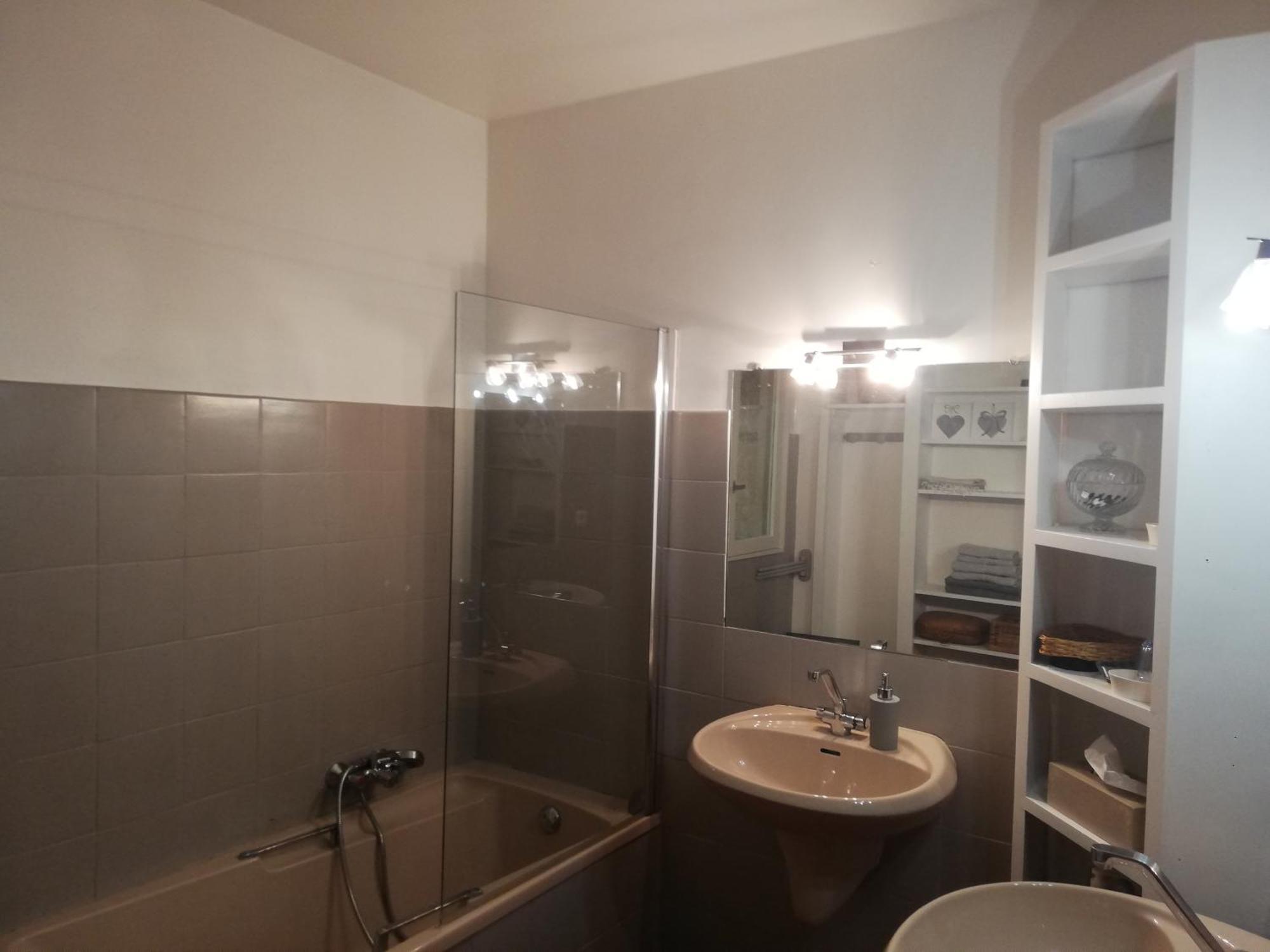 Homestay Lumineuse, Calme Absolu